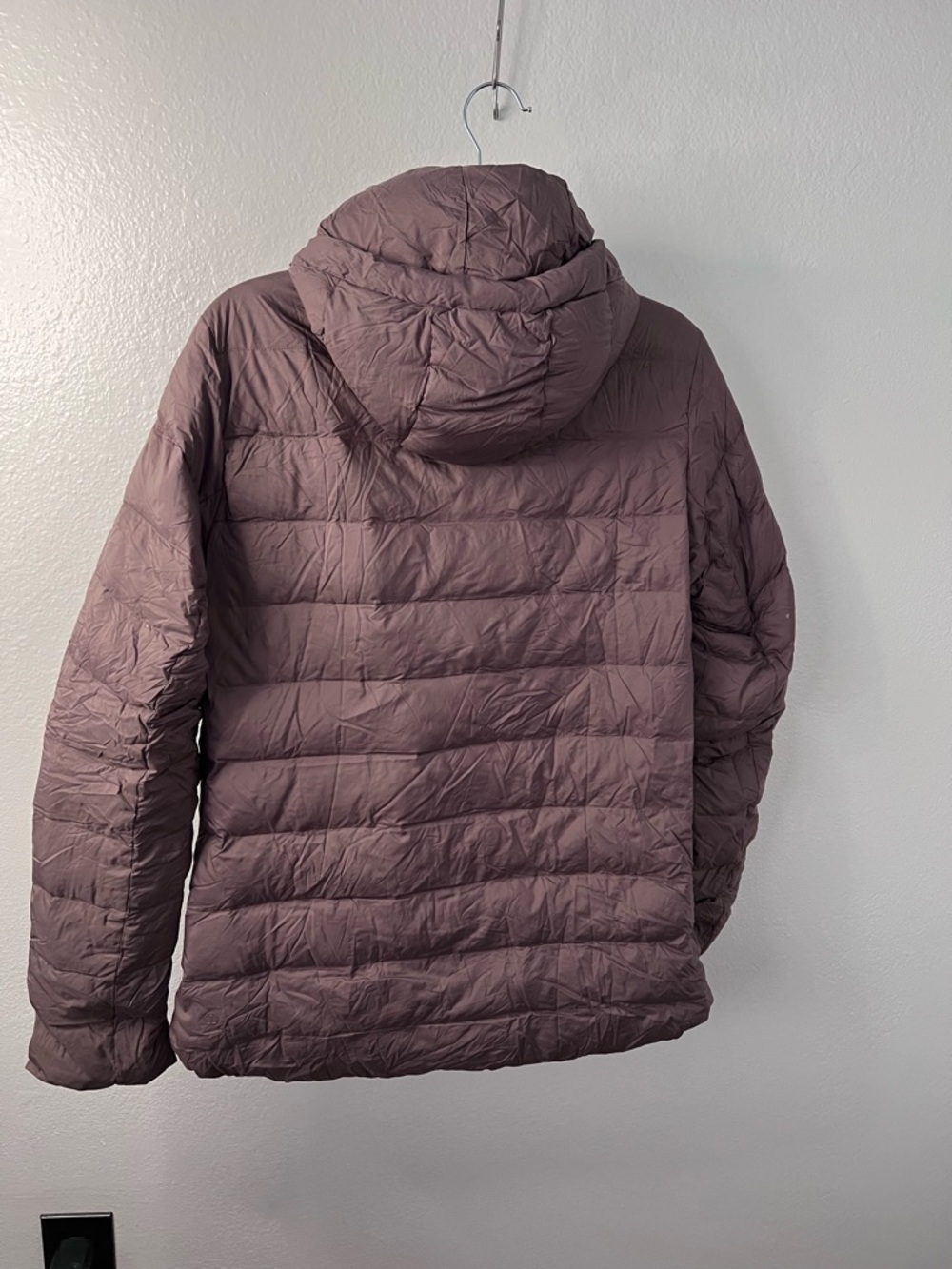 Lululemon Pack it Down Women’s Jacket Mauve Stone Size 12 NWOT - Picture 2 of 11